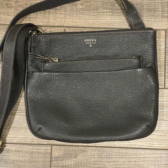 Vintage FOSSIL Black Pebble Grain Leather Zip-top Crossbody Bag - Picture 2 of 16